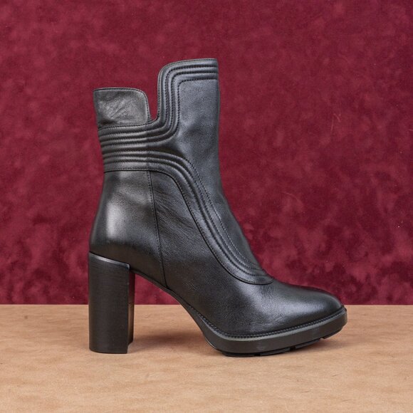 Aquatalia Wmn Illiana Weatherproof Zip Black Leather Block Heel Ankle Boots 11 - Picture 4 of 8